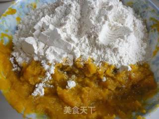 南瓜豆沙包的做法步骤：3
