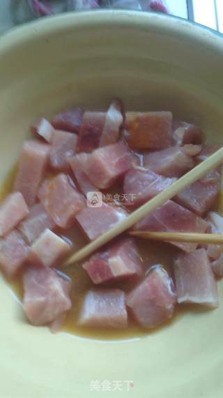 菠萝肉的做法步骤：2