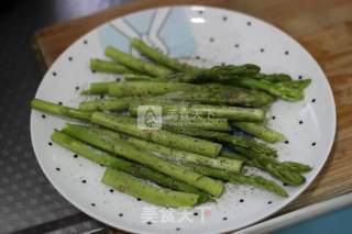简单美味烤芦笋的做法步骤：2
