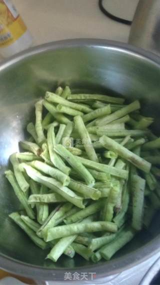 辣杠豆的做法步骤：1