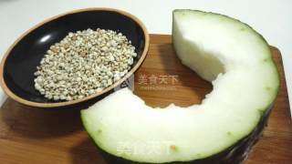 轻松美起来—薏仁冬瓜汤的做法步骤：1