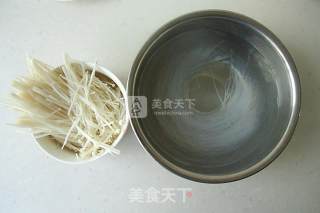 酸汤牛肉的做法步骤：3