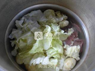 精火腿圆白菜芋艿子汤的做法步骤：6