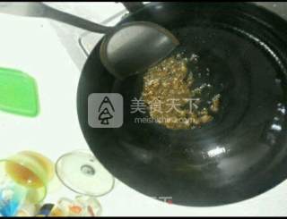 糖醋排骨的做法步骤：3