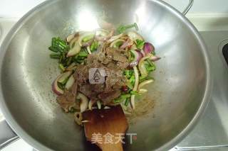孜然牛肉小炒的做法步骤：8