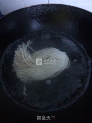 葱油拌面的做法步骤：6