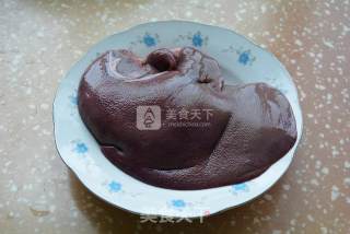 洋葱炒猪肝的做法步骤：1
