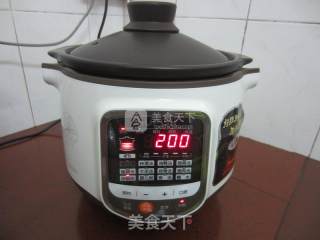 芹菜海鲜砂锅粥的做法步骤：4