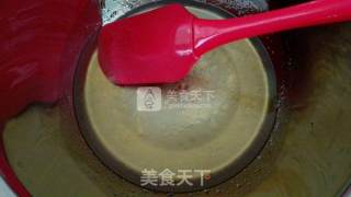 广式豆沙蛋黄月饼（50g模）的做法步骤：2