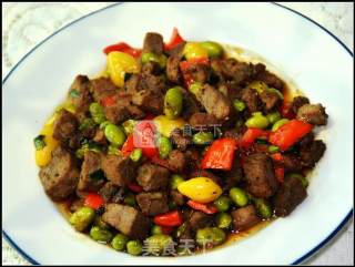 黑椒牛肉粒的做法步骤：2