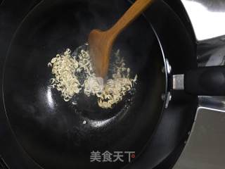 鲜炒茭瓜的做法步骤：2