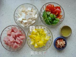 五彩肉片的做法步骤：2