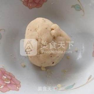 莲蓉蛋黄月饼的做法步骤：7