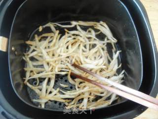 香辣银鱼花生的做法步骤：7