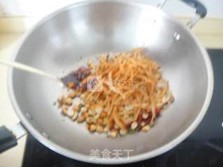香辣银鱼花生的做法步骤：11