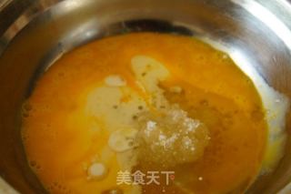 最简单的纸杯裱花蛋糕的做法步骤：3