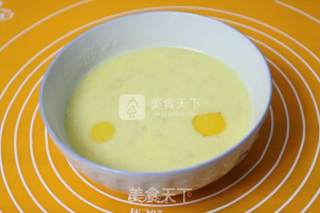 香蕉戚风蛋糕的做法步骤：4