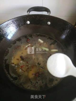 金秋让鱼和豆腐约会吧【汤鲜味美的丑鱼炖豆腐】的做法步骤：10