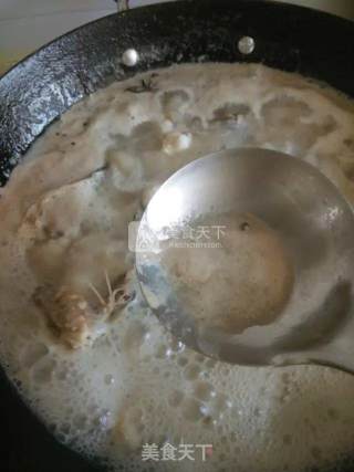 金秋让鱼和豆腐约会吧【汤鲜味美的丑鱼炖豆腐】的做法步骤：14