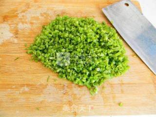 芹菜牛肉饼的做法步骤：5