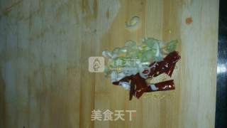 炝炒莴笋的做法步骤：1