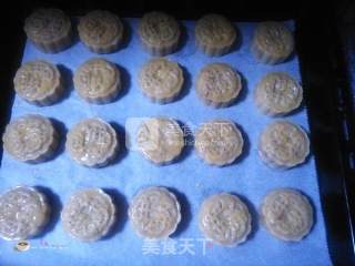 改良版广式五仁月饼的做法步骤：16