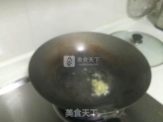 翡翠虾仁的做法步骤：3