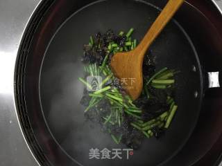 素煸蒜薹的做法步骤：9