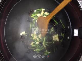 素煸蒜薹的做法步骤：10