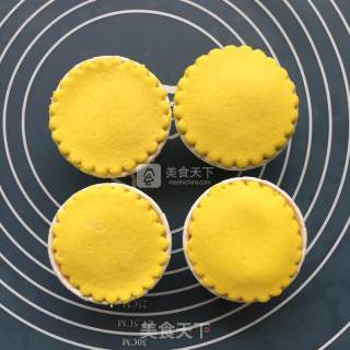 棉花糖版翻糖纸杯蛋糕的做法步骤：11