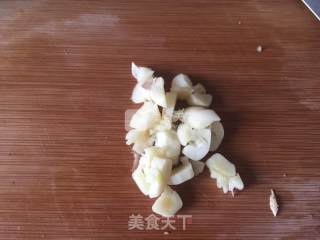 素炒茄子的做法步骤：2