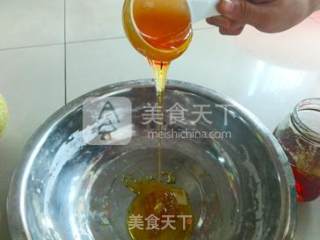 绿豆沙月饼的做法步骤：2