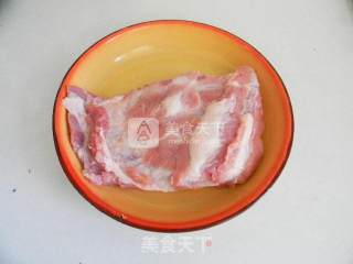 香辣烤排骨的做法步骤：1