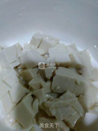 豆腐蒸蛋的做法步骤：2