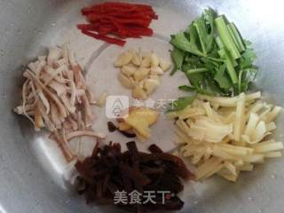 三丝牛肉的做法步骤：3