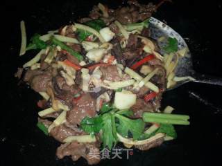 三丝牛肉的做法步骤：9