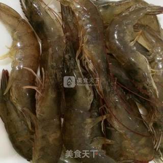 番茄酱虾的做法步骤：1