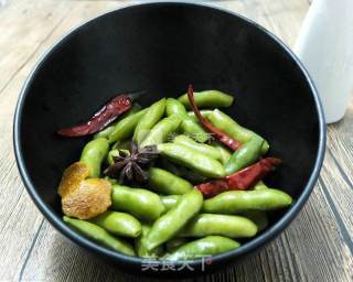 经典小食--五香毛豆的做法步骤：4