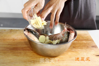 《家庭烤箱版》麻辣酸豆角烤鱼的做法步骤：3