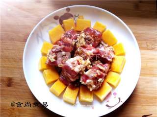 XO酱排骨蒸南瓜的做法步骤：5