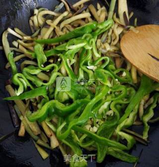 蒜香青椒茄条的做法步骤：4
