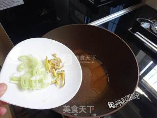 剁椒炒丝瓜的做法步骤：4