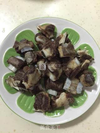 糖醋排骨的做法步骤：6