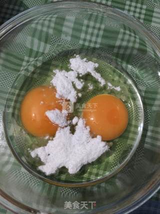初级版裱花蛋糕杯的做法步骤：2