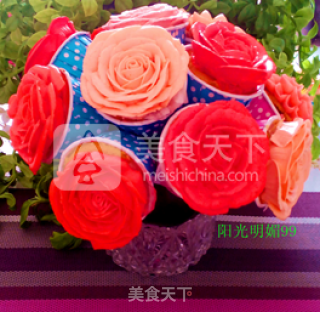 百花怒放海绵纸杯蛋糕的做法步骤：38