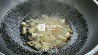 炒三鲜素面筋的做法步骤：9