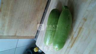 西葫芦锅塌子的做法步骤：1