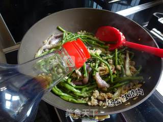 肉末茄子长豇豆的做法步骤：10