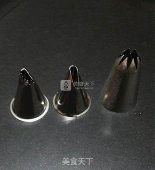 意式奶油霜裱花纸杯蛋糕的做法步骤：15