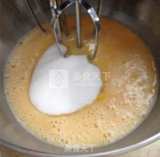 果酱夹心海绵蛋糕的做法步骤：5